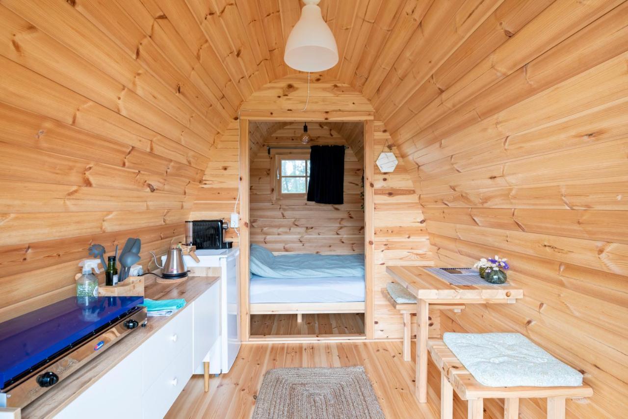 Tiny Camping Pod Warmond Exteriör bild
